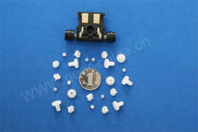 摇控车牙箱及齿轮